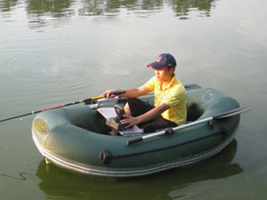 荔城钓鱼充气橡皮船
